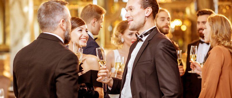 Etikette, die den Charakter prägt.